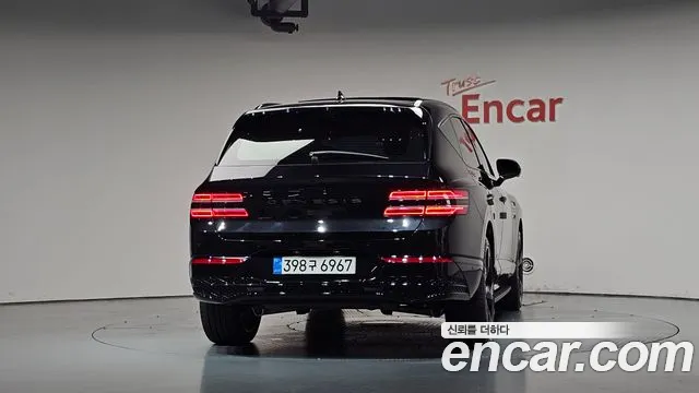 Genesis GV80 — Фото автомобиля 4