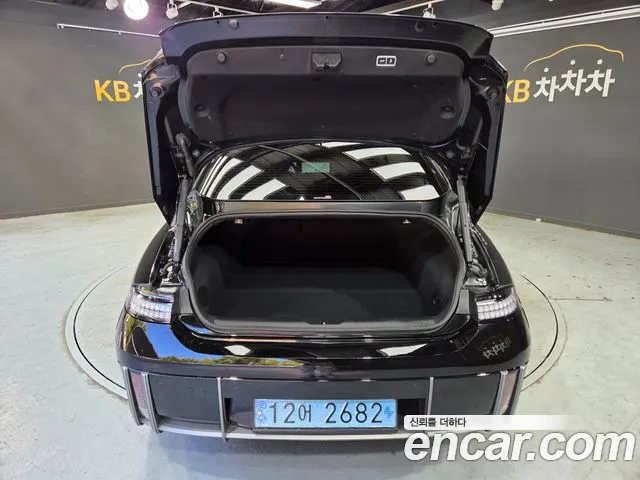 Hyundai Ioniq 6 — Фото автомобиля 18