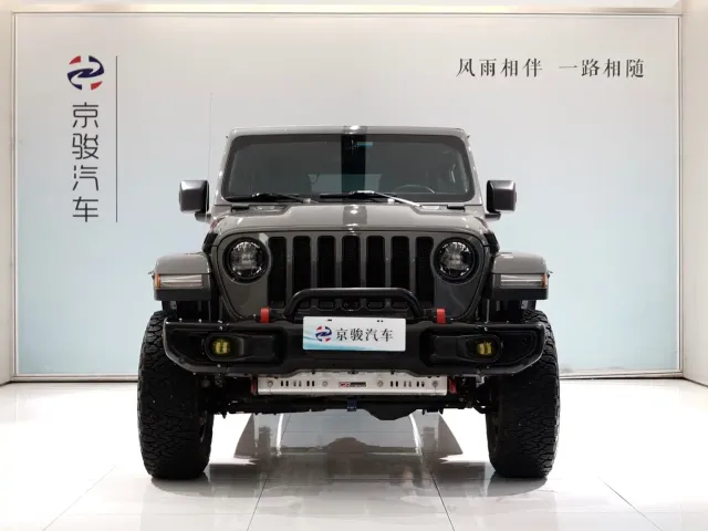 Jeep Wrangler — Фото автомобиля 2