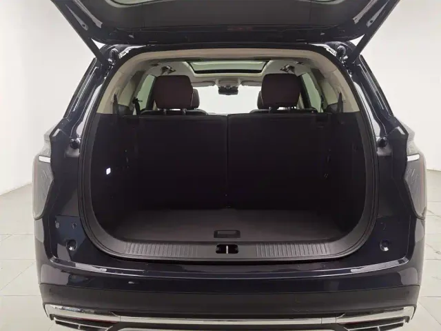 Hongqi Hongqi HS7 2023 2.0T Automatic 4WD Flag Leader Edition (6-seater) — Фото автомобиля 16