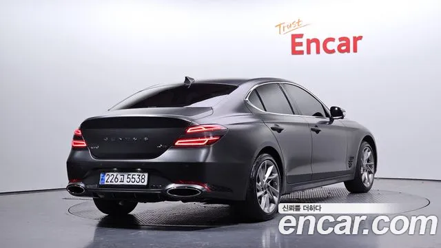 Genesis G70 Новый G70 Бензин 2.5T 4WD — Фото автомобиля 2
