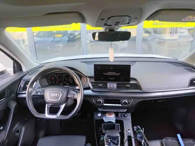 Audi Q5L — Фото автомобиля 6