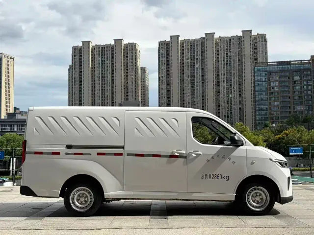 Wuling Yangguang — Фото автомобиля 4