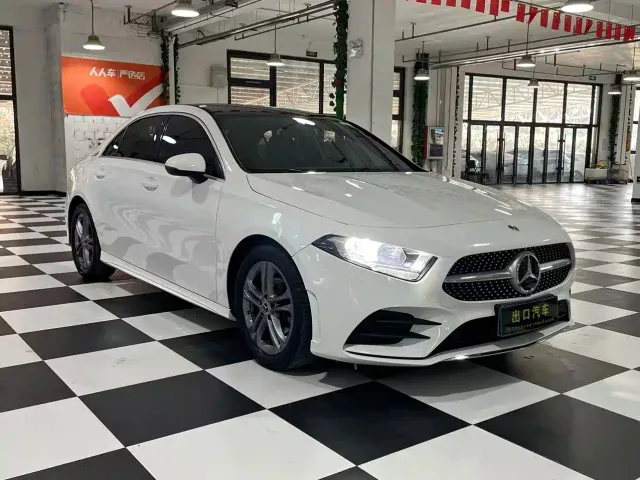 Mercedes-Benz A-Class — Фото автомобиля 3