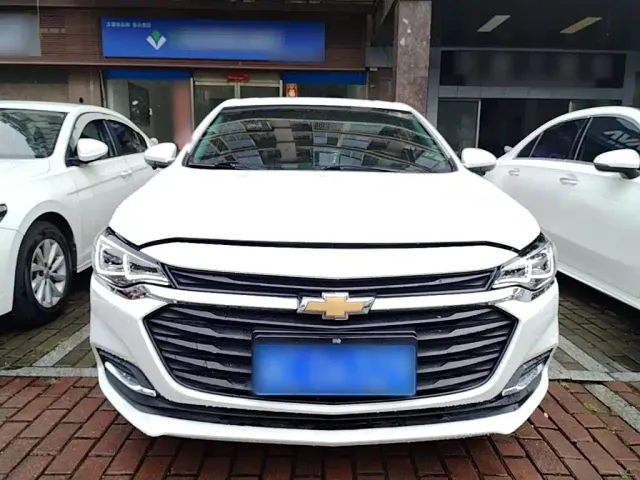 Chevrolet Monza — Фото автомобиля 2
