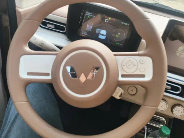 Wuling Hongguang Mini EV — Фото автомобиля 15