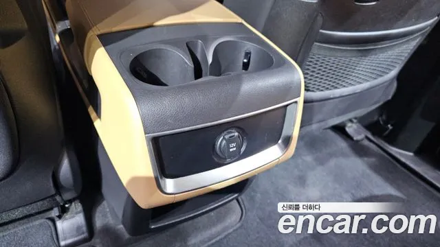 Kia Canival Carnival 4 поколение Дизель 9 мест Prestige — Фото автомобиля 30
