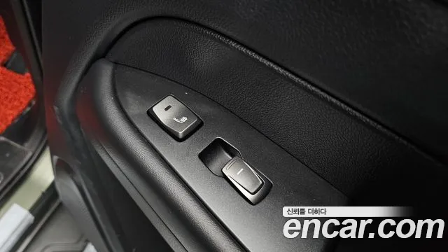 KG_Mobility_Ssangyong Rexton Новый Rexton Sport Khan Дизель 2.2 4WD — Фото автомобиля 19