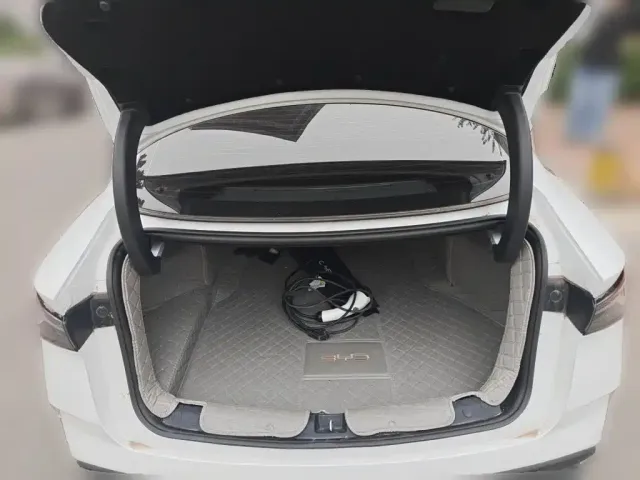 BYD Seal 06 — Фото автомобиля 15