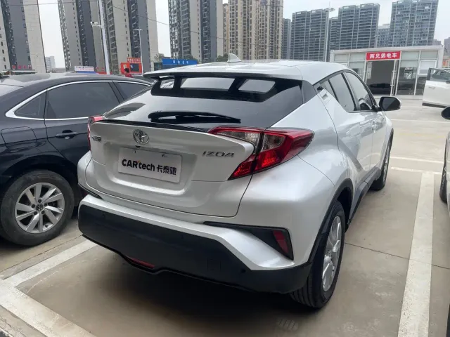 Toyota IZOA — Фото автомобиля 5