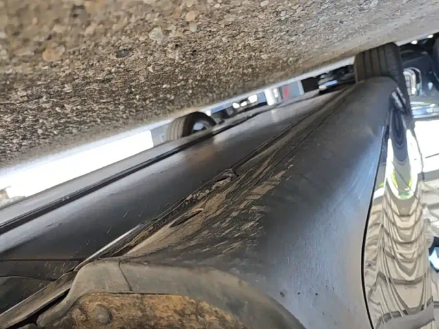 Tesla Model Y — Фото автомобиля 21