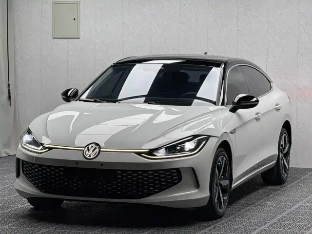 Фотография автомобиля — Volkswagen Lamando