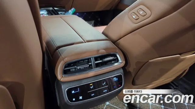 Genesis G80 Бензин 2.5 турбо AWD — Фото автомобиля 27