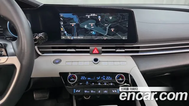 Hyundai AVANTE Avante (CN7) — Фото автомобиля 12