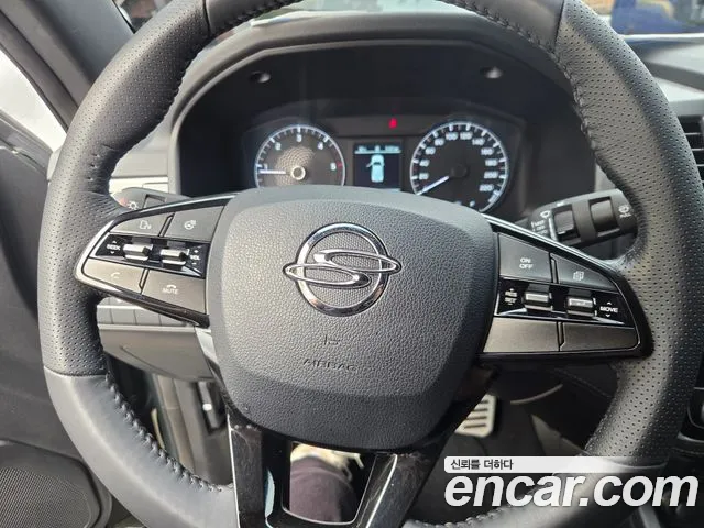 KG_Mobility_Ssangyong Rexton Новый Rexton Sport Дизель 2.2 2WD — Фото автомобиля 13