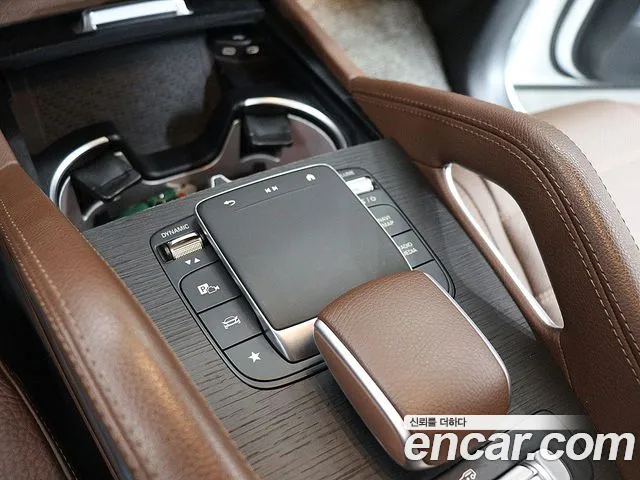 Mercedes-Benz GLS-Class — Фото автомобиля 10