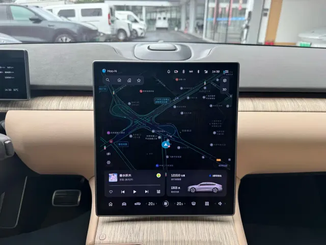 Nio ET7 — Фото автомобиля 24