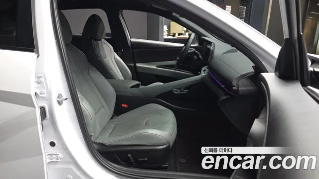 Hyundai Avante — Фото автомобиля 17