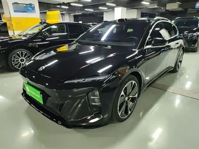 Фотография автомобиля — Nio ET5 Touring