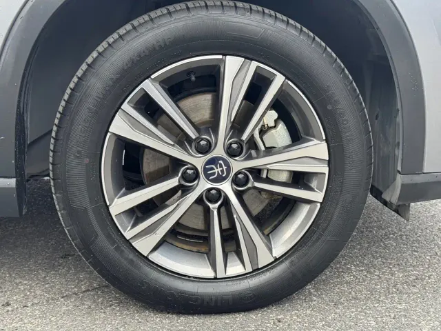 BYD Song Pro — Фото автомобиля 23