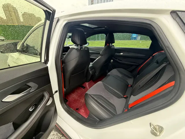 Geely Binrui — Фото автомобиля 8