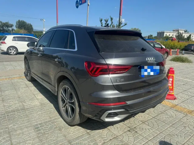 Audi Q3 — Фото автомобиля 4