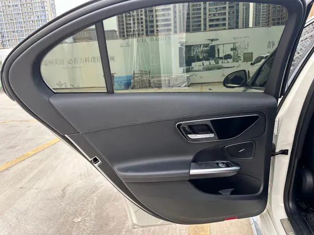 Mercedes-Benz C-Class — Фото автомобиля 10