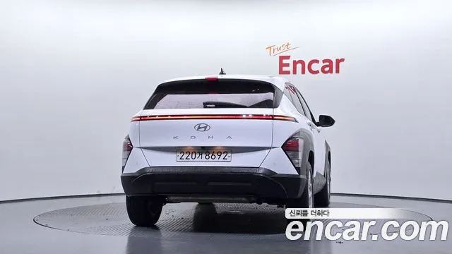 Hyundai Kona SX2 — Фото автомобиля 4