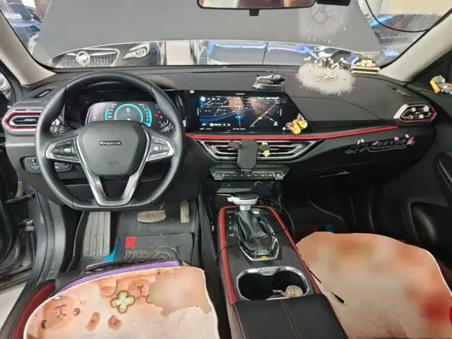 Changan Oushang X5 — Фото автомобиля 9