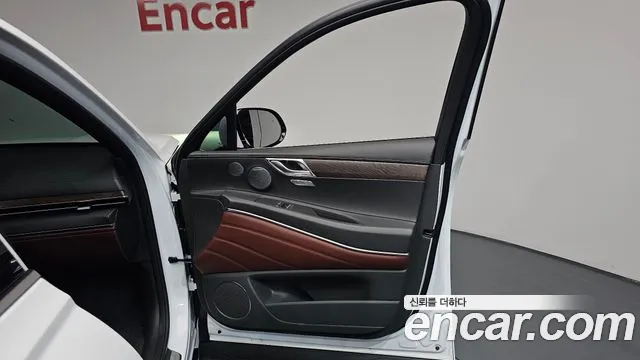 Genesis GV80 — Фото автомобиля 13