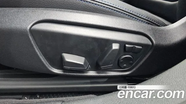 BMW 1 Series F40 — Фото автомобиля 14