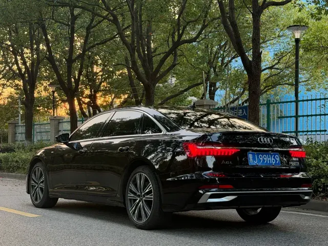 Audi A6L — Фото автомобиля 4