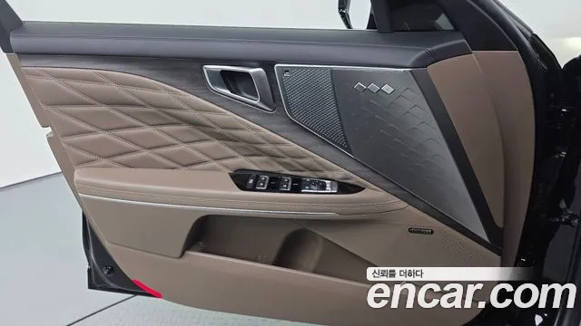 Kia K8 — Фото автомобиля 24