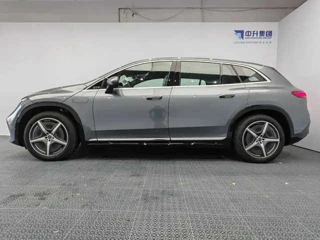 Mercedes-Benz EQS SUV — Фото автомобиля 7