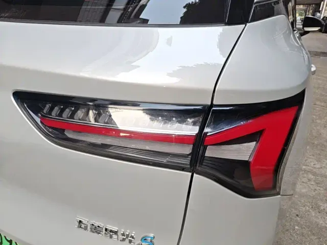 Wuling Starlight S — Фото автомобиля 7