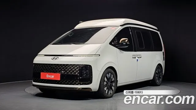 Фотография автомобиля — Hyundai Staria