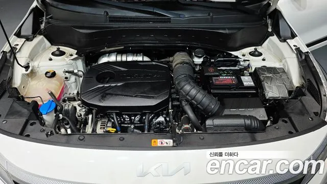 Kia Seltos Seltos Бензин 1.6 Turbo 4WD — Фото автомобиля 2