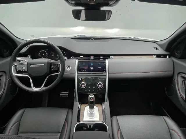 Land Rover Discovery Sport — Фото автомобиля 8