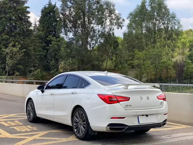 Hongqi H5 — Фото автомобиля 7