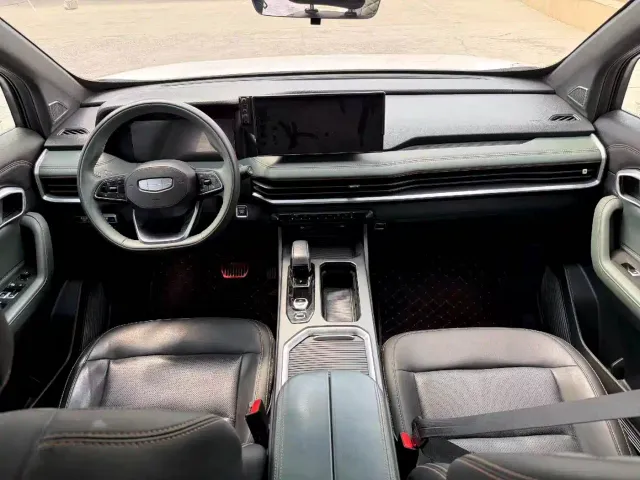 Geely Haoyue L — Фото автомобиля 5