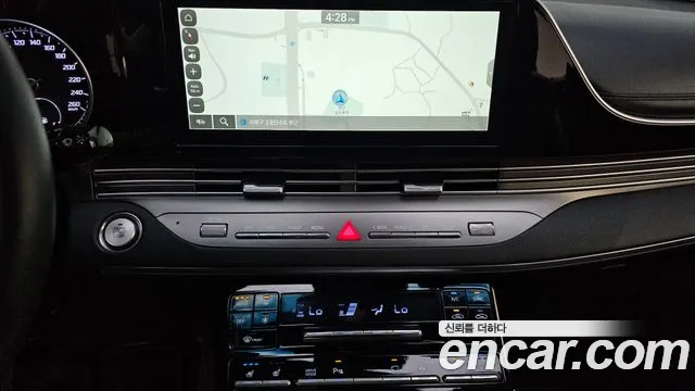 Hyundai Grandeur New — Фото автомобиля 14