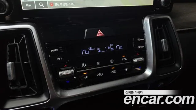 Kia Sorento Sorento 4-е поколение Дизель 2.2 2WD — Фото автомобиля 18