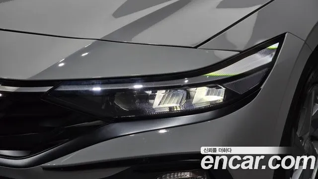 Hyundai Avante CN7 — Фото автомобиля 7