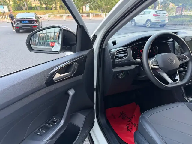 Volkswagen Tharu — Фото автомобиля 15