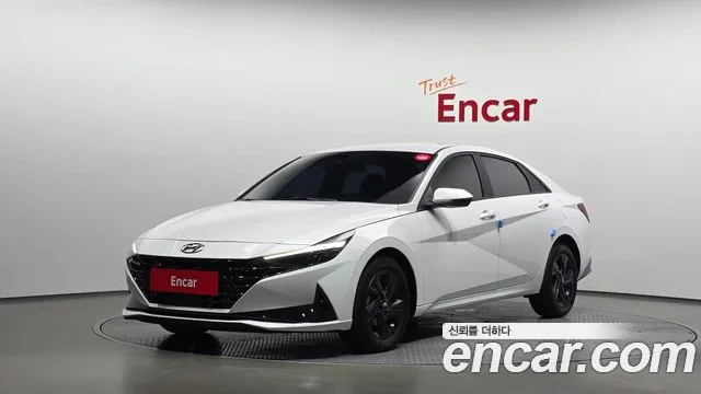 Фотография автомобиля — Hyundai Avante CN7