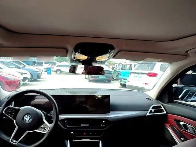 BMW i3 — Фото автомобиля 17