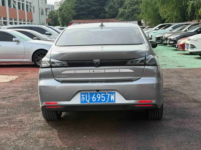 Peugeot 408 — Фото автомобиля 7