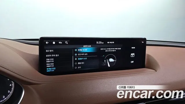 Genesis G80 Бензин 2.5 турбо 2WD — Фото автомобиля 15
