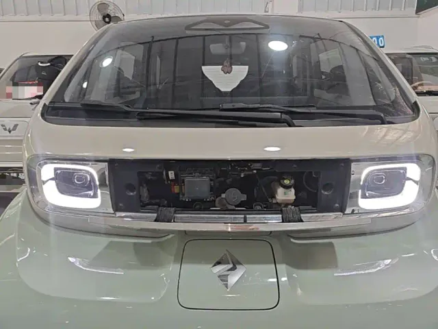 Baojun KiWi EV — Фото автомобиля 19