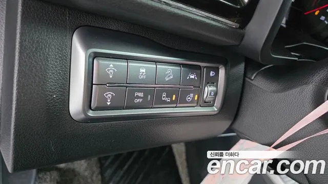 KG_Mobility_Ssangyong TIBOLI Very New Tivoli Бензин 1.5 2WD — Фото автомобиля 4